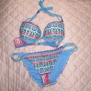 Bikini underwire push up